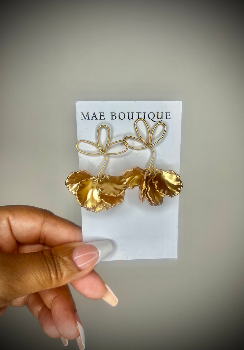 Freshwater Petal Dangle Earrings