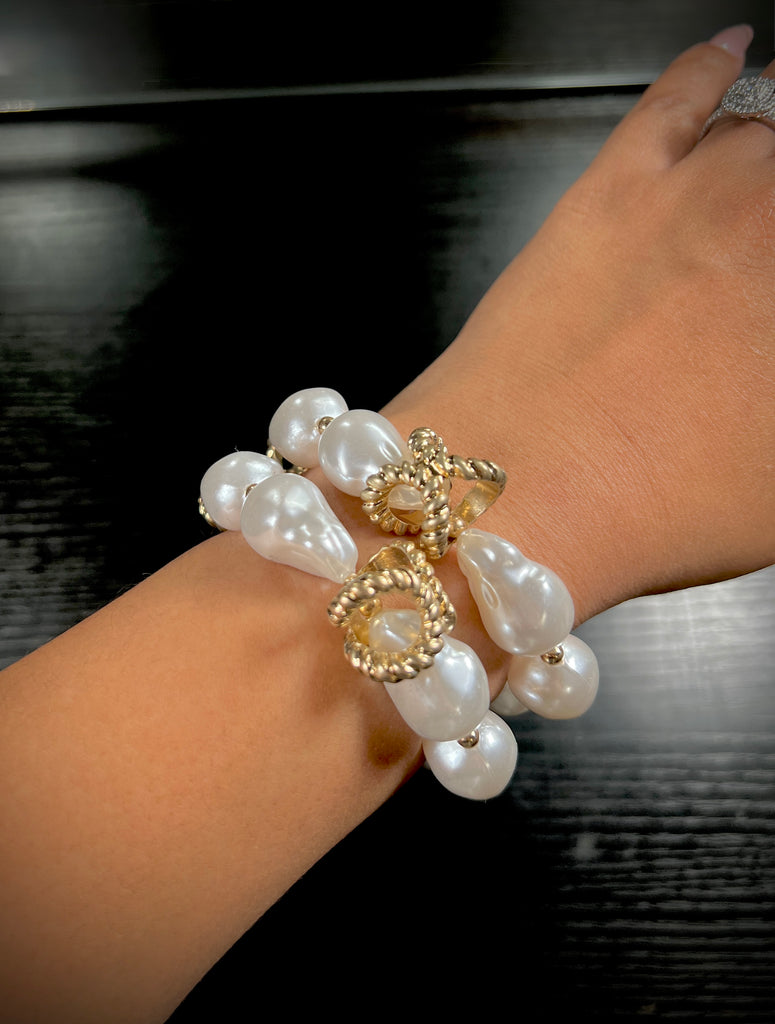 Pearl & Gold Bracelets